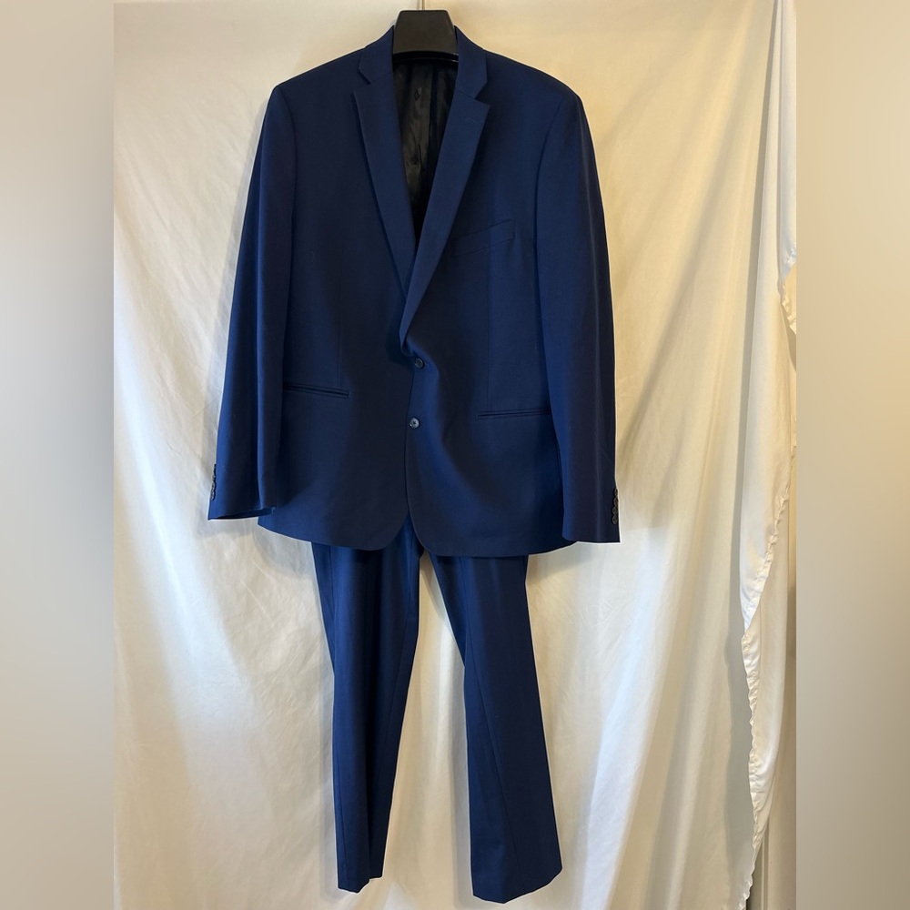 Ryan Seacrest Distinction Navy 2 Piece Suit